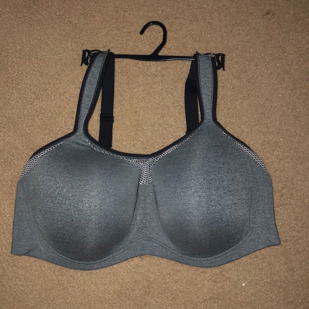 Curvy Couture Sport bra